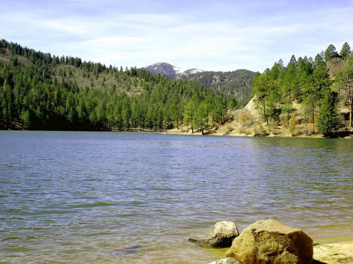 Alpine Cabin, 3 Bedrooms, Deck, Sleeps 8 Ruidoso Kültér fotó