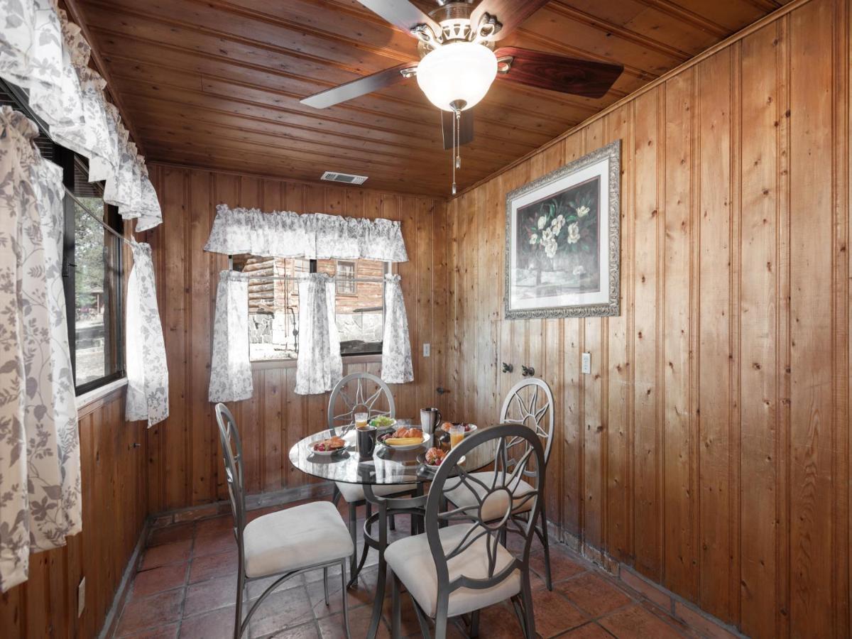 Alpine Cabin, 3 Bedrooms, Deck, Sleeps 8 Ruidoso Kültér fotó